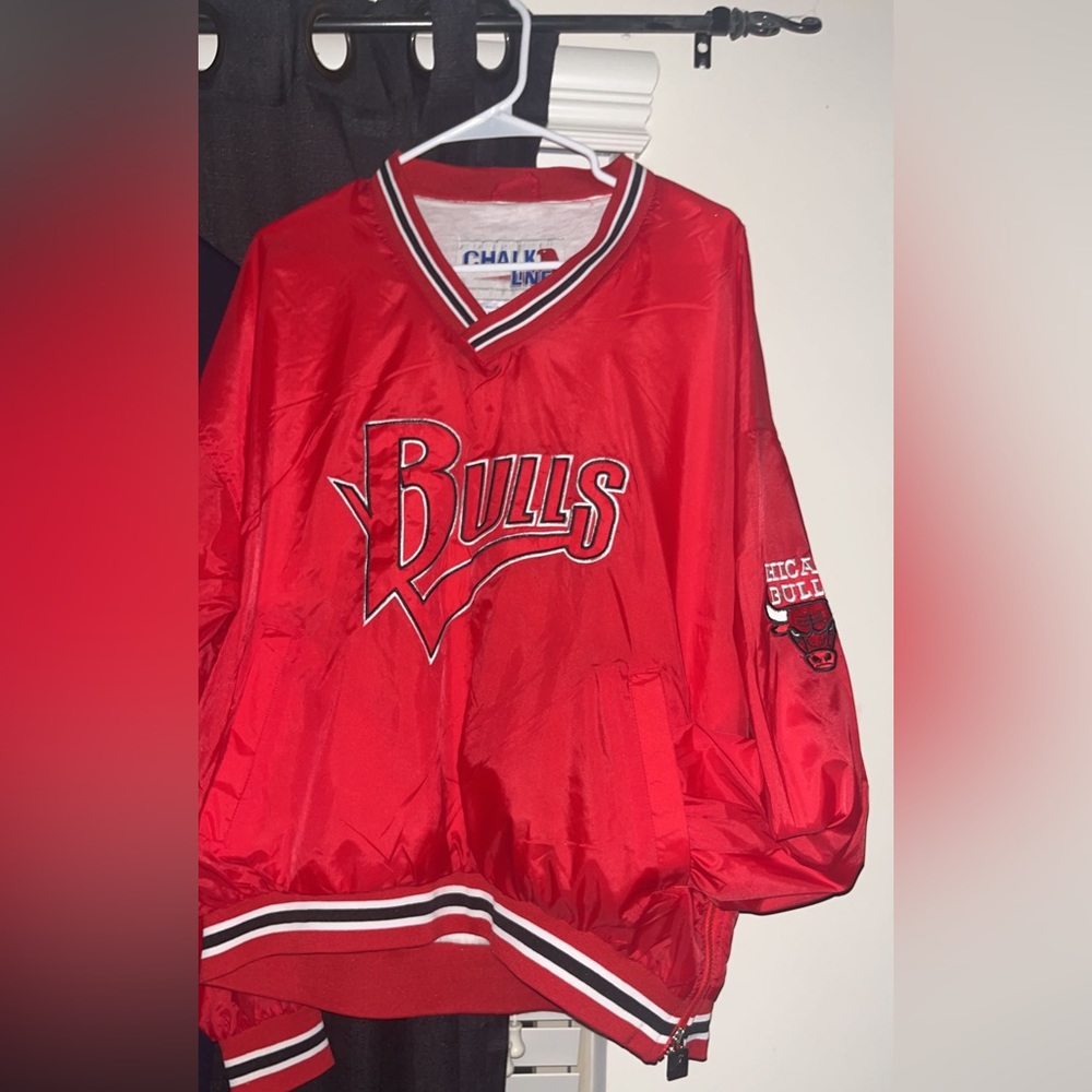 Chalk Line , XL , red, vintage, Chicago Bulls pullover